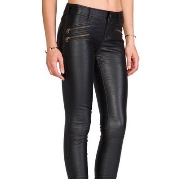 Free People Pants - Free People Black Moto Faux Leather Zipper Raw Hem Jean Pants Size 2